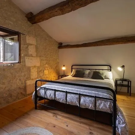 Metairie Des Gacheries Holiday home